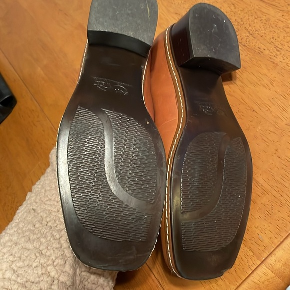 SoftWalk Tan Leather Loafers - Picture 7 of 8